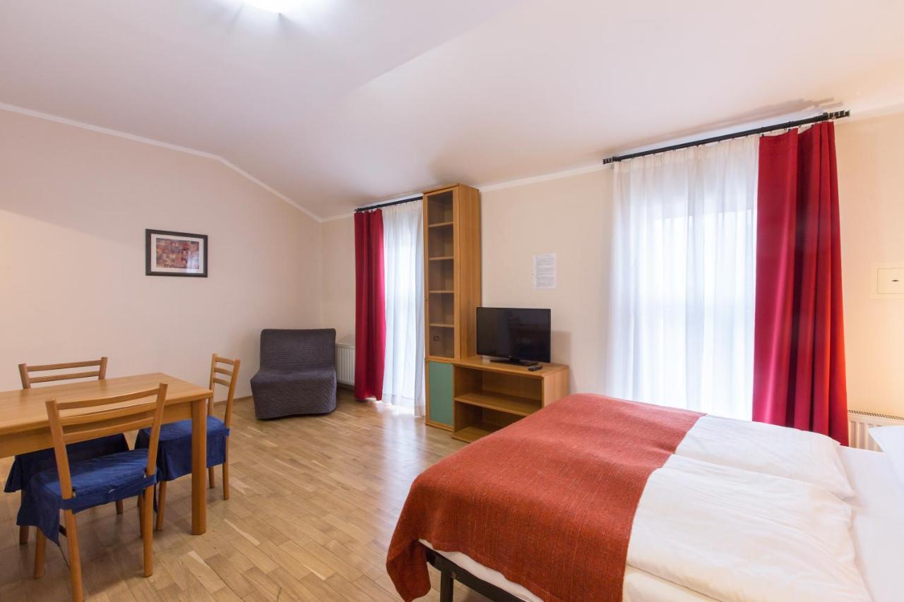 Duskova Apartments Praga Exterior foto